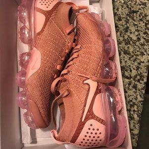 NEW! Nike Vapormax